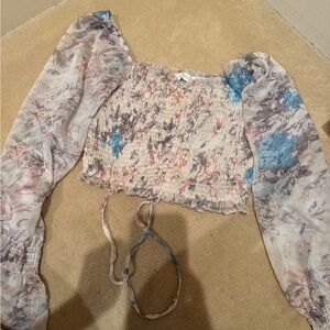 Chic Floral Smocked Blouse with Puff Sleeves